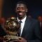 Une image de Ousmane Dembélé avec le Ballon D’or.