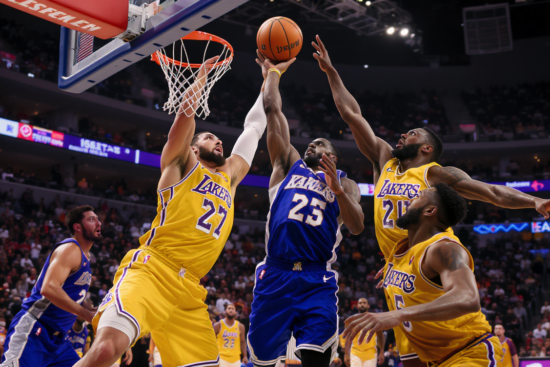 Joueurs de la NBA en action sur le terrain lors d'un match